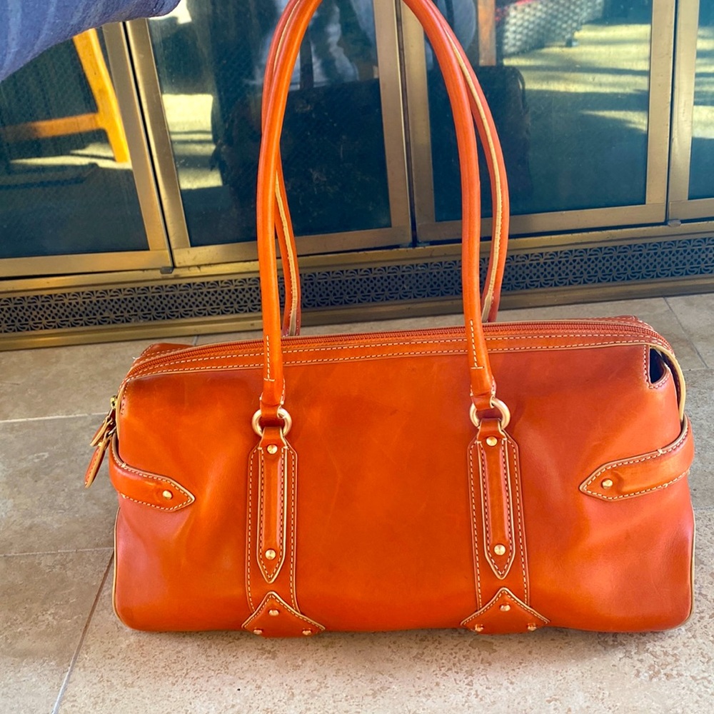 Gorgeous vintage Cole Haan bag